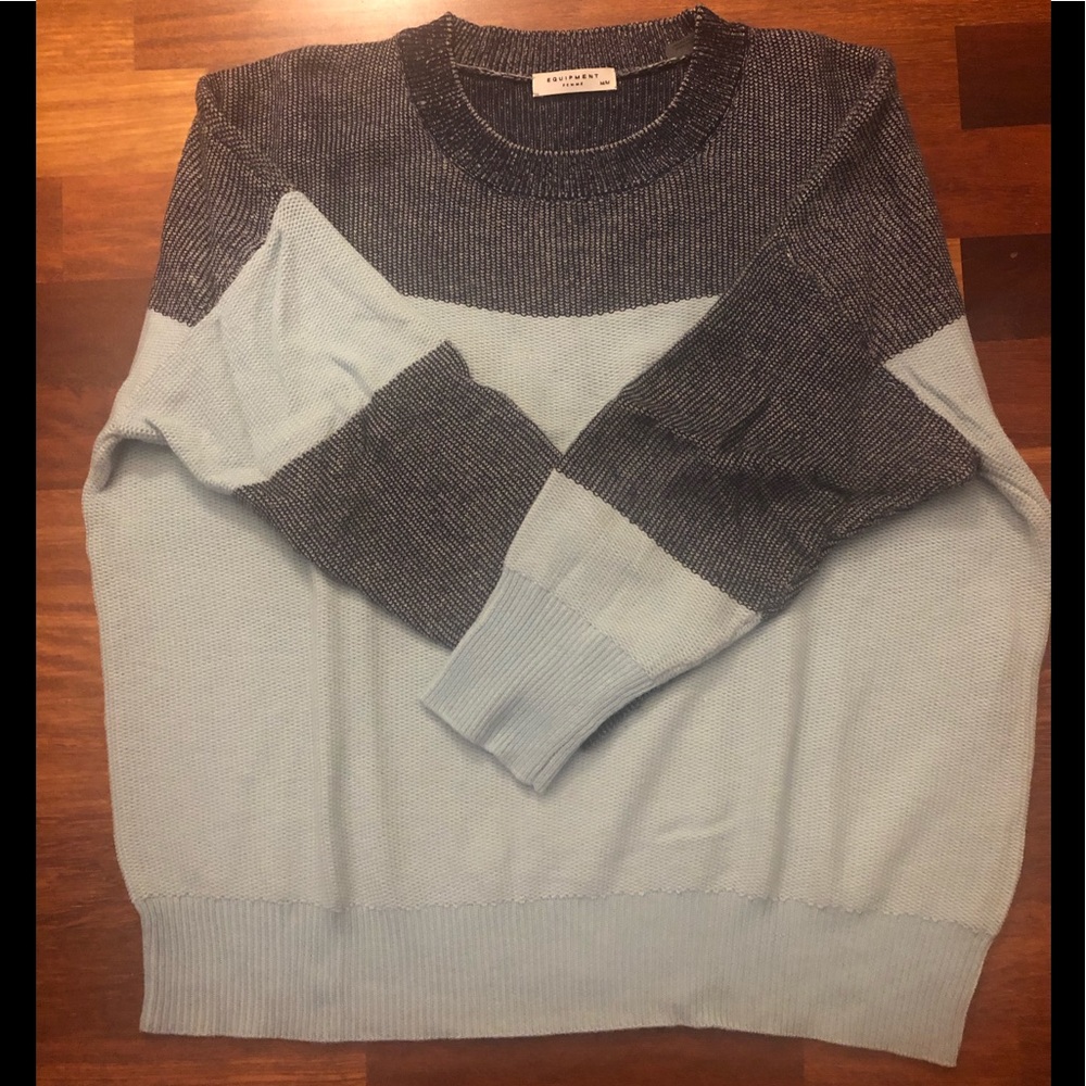 equipment blue crew neck sweater, size M
